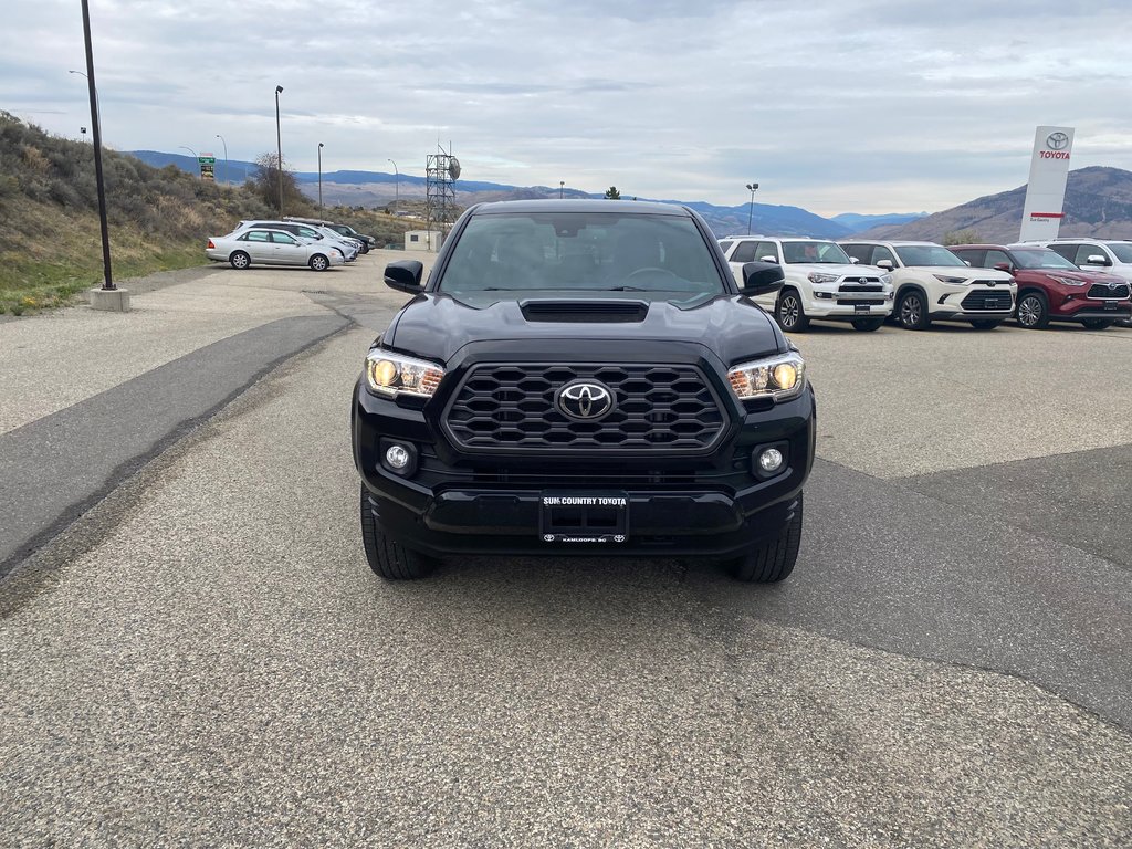 2020 Toyota Tacoma Sport Premium in Kamloops, British Columbia - 8 - w1024h768px