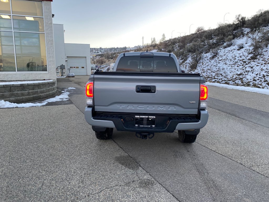 2020 Toyota Tacoma TRD Sport in Kamloops, British Columbia - 2 - w1024h768px