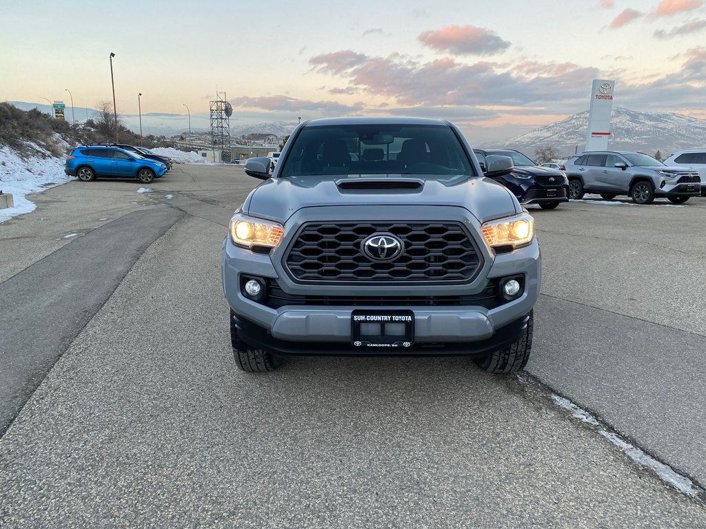 2020 Toyota Tacoma TRD Sport in Kamloops, British Columbia - 7 - w1024h768px