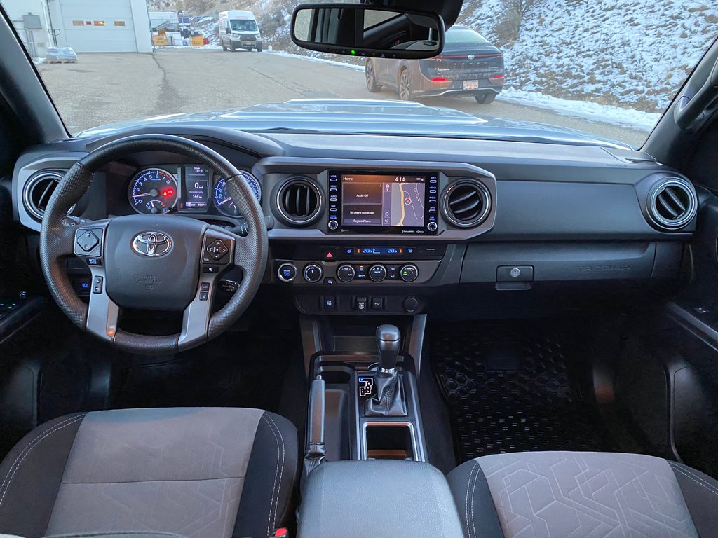 2020 Toyota Tacoma TRD Sport in Kamloops, British Columbia - 19 - w1024h768px