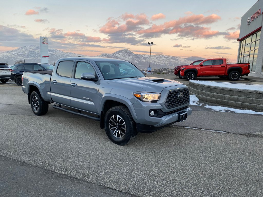 2020 Toyota Tacoma TRD Sport in Kamloops, British Columbia - 1 - w1024h768px