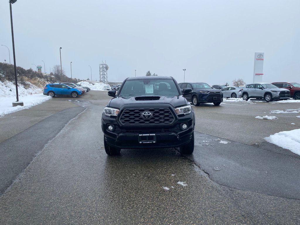 2020 Toyota Tacoma Sport Premium in Kamloops, British Columbia - 7 - w1024h768px