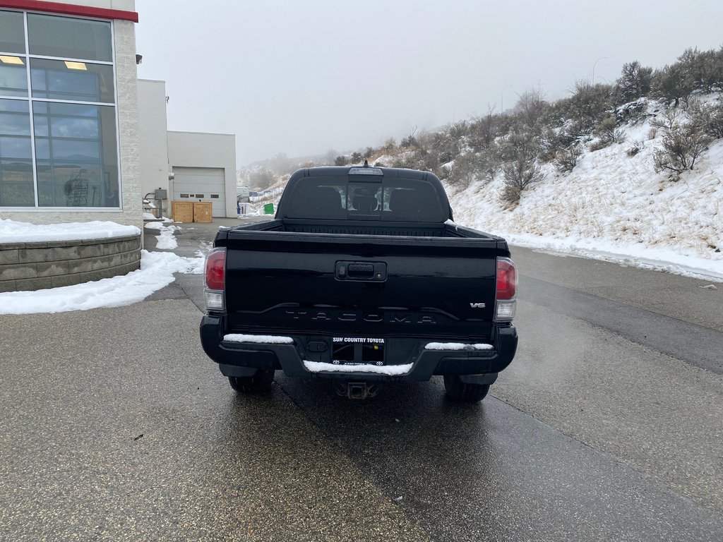 2020 Toyota Tacoma Sport Premium in Kamloops, British Columbia - 4 - w1024h768px