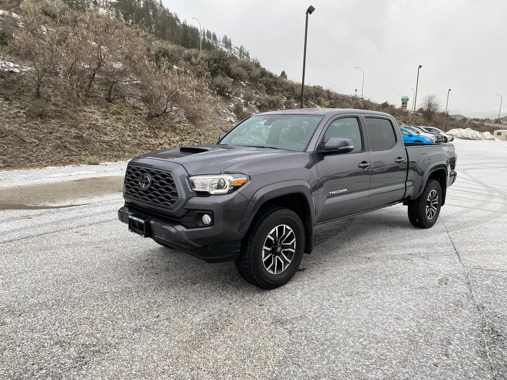 2021 Toyota Tacoma TRD Sport Premium in Kamloops, British Columbia - 7 - w1024h768px