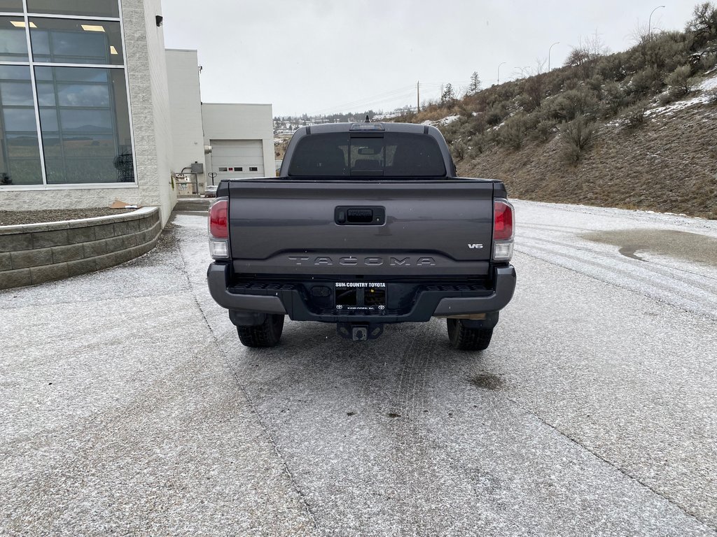 2021 Toyota Tacoma TRD Sport Premium in Kamloops, British Columbia - 4 - w1024h768px