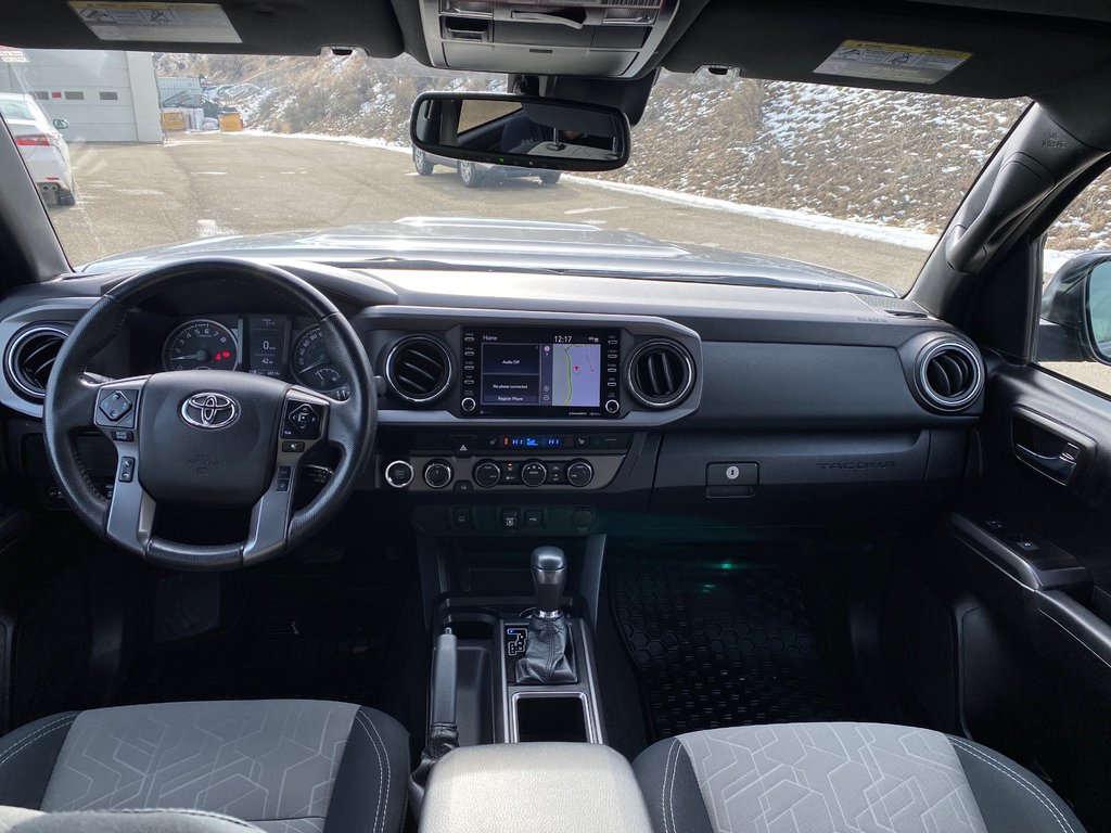 2021 Toyota Tacoma Trd Sport in Kamloops, British Columbia - 12 - w1024h768px