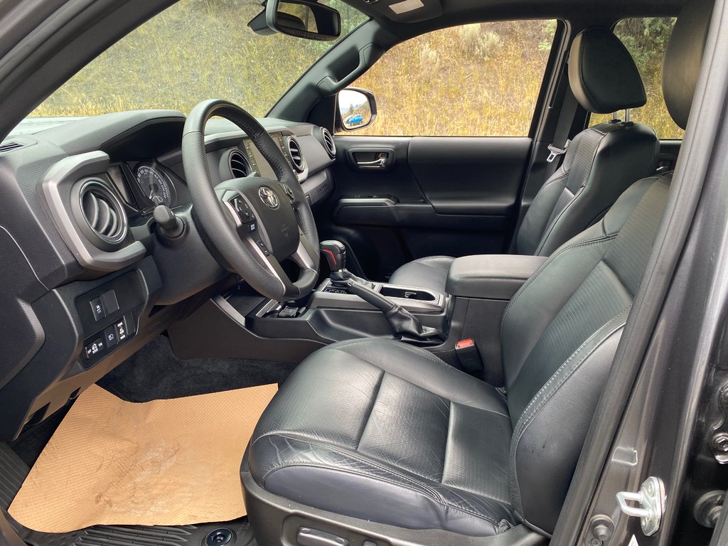2021 Toyota Tacoma TRD SPORT PREMIUM in Kamloops, British Columbia - 9 - w1024h768px