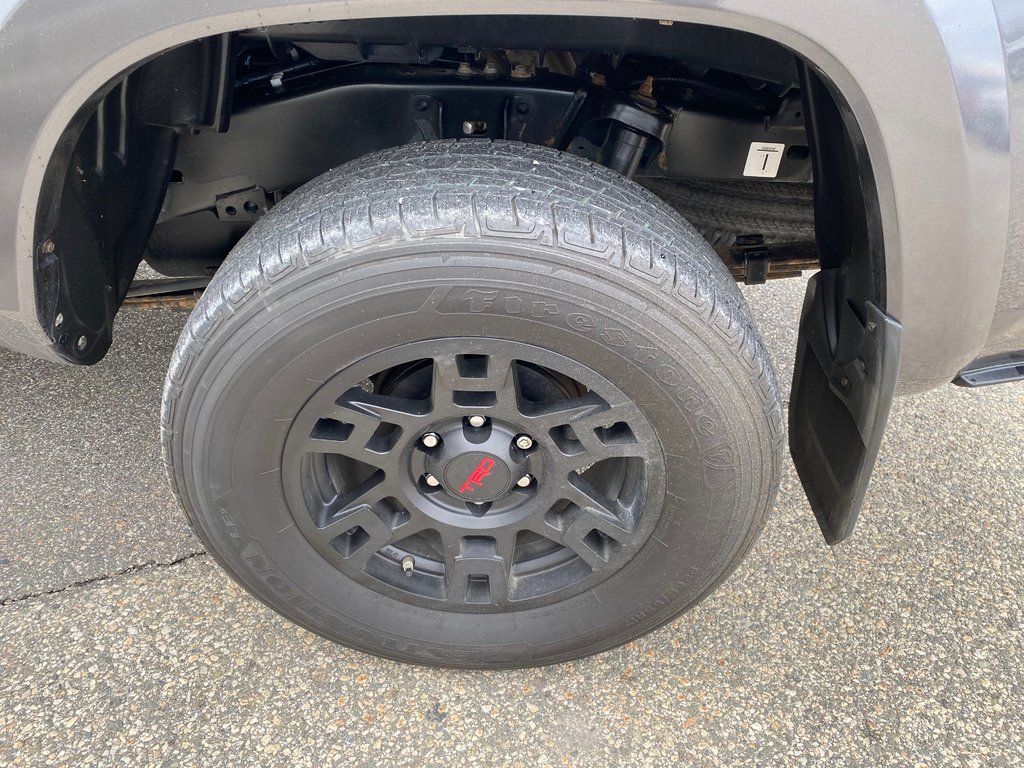 2021 Toyota Tacoma TRD SPORT PREMIUM in Kamloops, British Columbia - 6 - w1024h768px