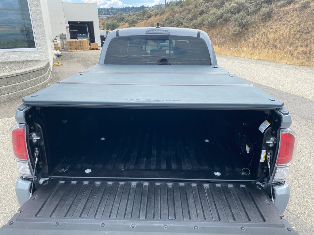 2021 Toyota Tacoma TRD Sport in Kamloops, British Columbia - 10 - w1024h768px