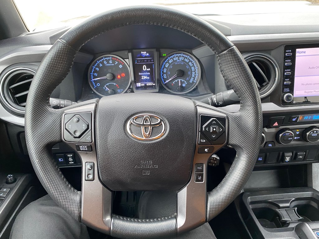 2022 Toyota Tacoma TRD Sport in Kamloops, British Columbia - 12 - w1024h768px