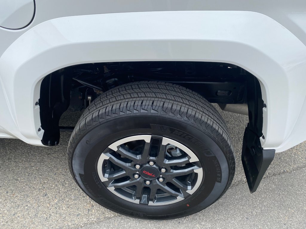 2025 Toyota Tacoma TRD Sport in Kamloops, British Columbia - 8 - w1024h768px