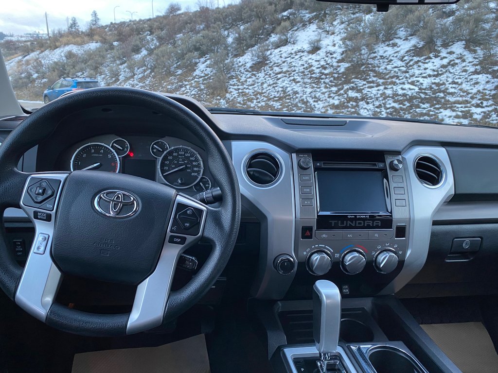 2014 Toyota Tundra SR5 Double Cab in Kamloops, British Columbia - 7 - w1024h768px