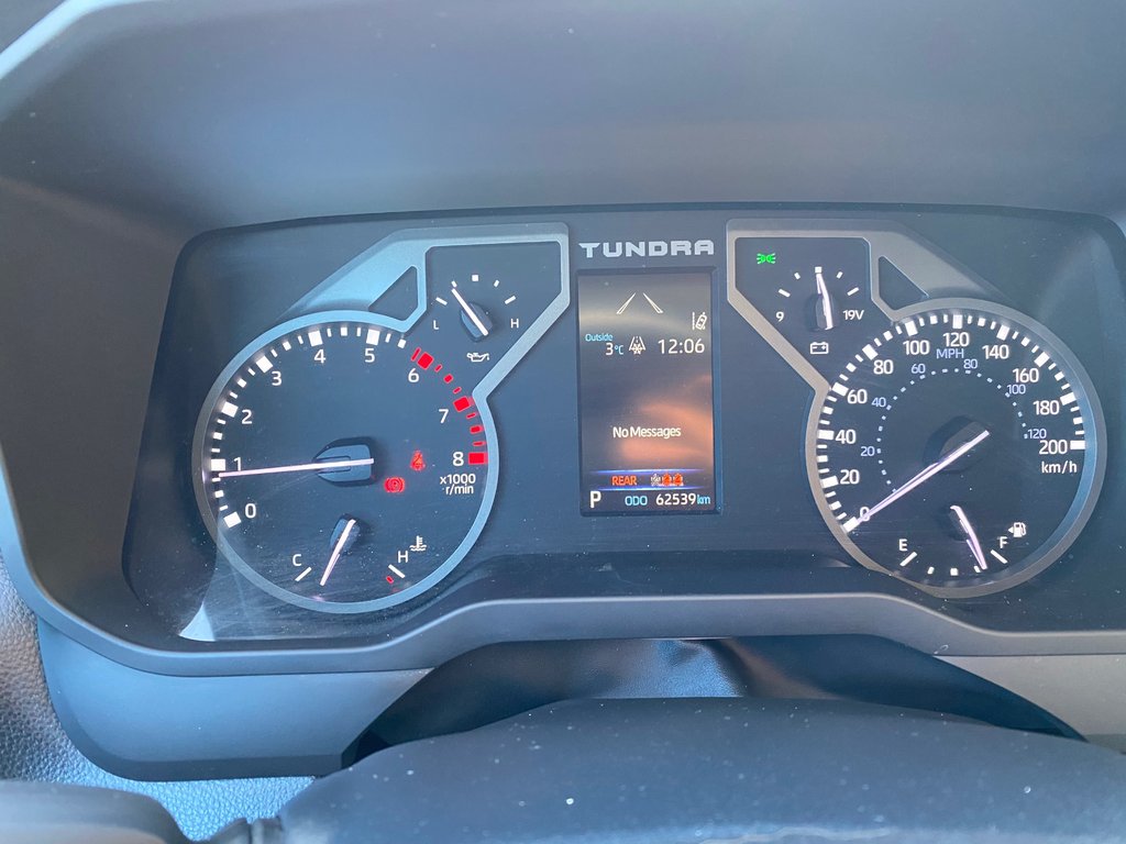 2022 Toyota Tundra SR5 L in Kamloops, British Columbia - 15 - w1024h768px