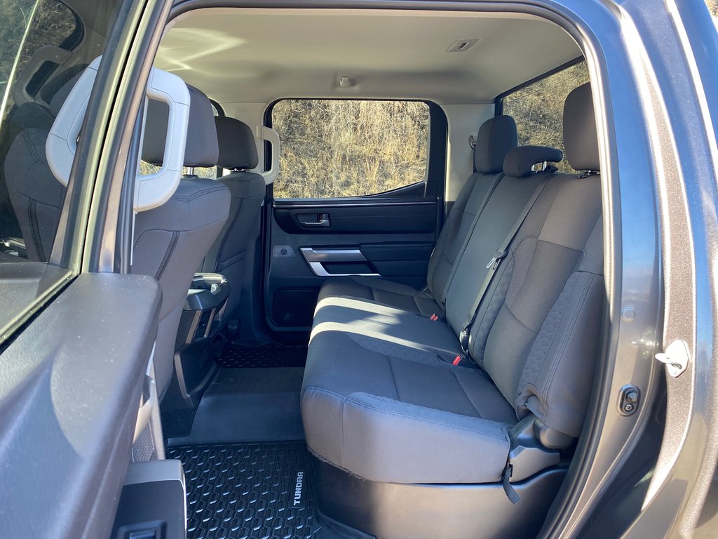 2022 Toyota Tundra SR5 L in Kamloops, British Columbia - 11 - w1024h768px