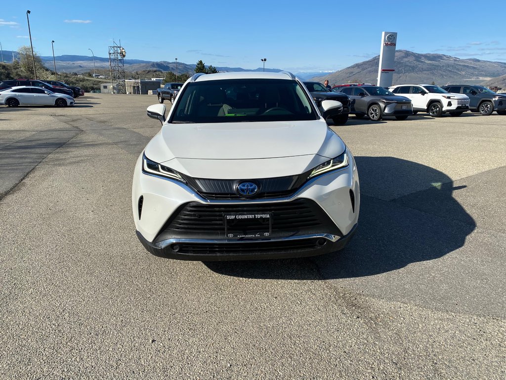 2021 Toyota Venza XLE in Kamloops, British Columbia - 8 - w1024h768px