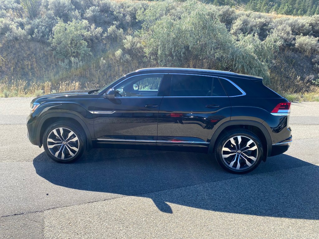 2022 Volkswagen Atlas Cross Sport Execline in Kamloops, British Columbia - 8 - w1024h768px