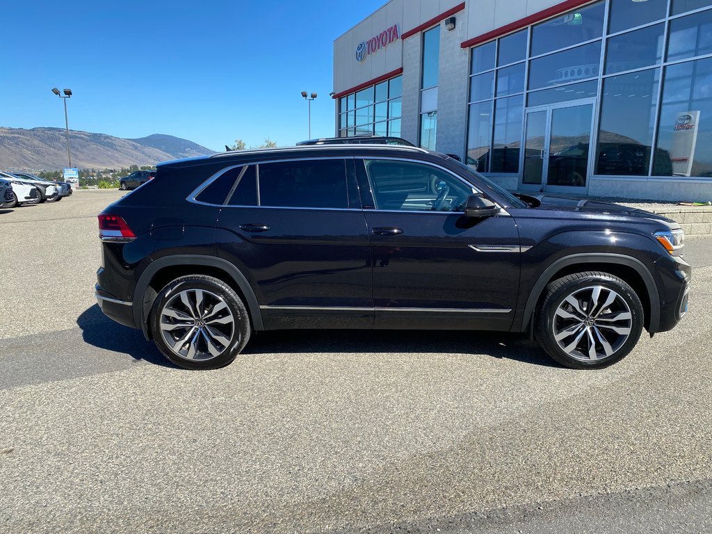2022 Volkswagen Atlas Cross Sport Execline in Kamloops, British Columbia - 2 - w1024h768px