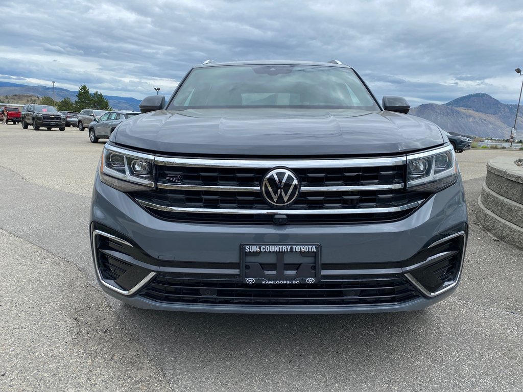 2023 Volkswagen Atlas Cross Sport Execline in Kamloops, British Columbia - 2 - w1024h768px