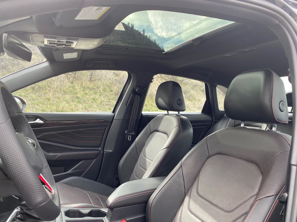 2022 Volkswagen Jetta GLI AutoBahn Edition in Kamloops, British Columbia - 13 - w1024h768px