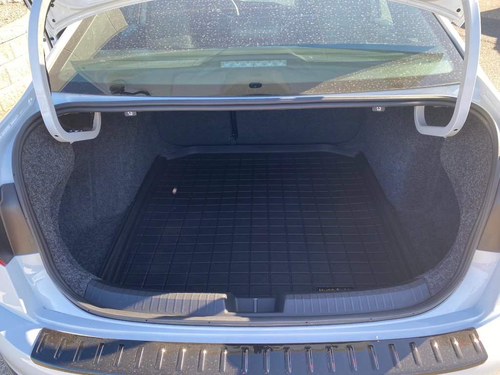 2024 Volkswagen Jetta Comfortline in Kamloops, British Columbia - 12 - w1024h768px