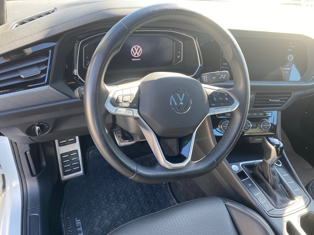 2024 Volkswagen Jetta Comfortline in Kamloops, British Columbia - 8 - w1024h768px