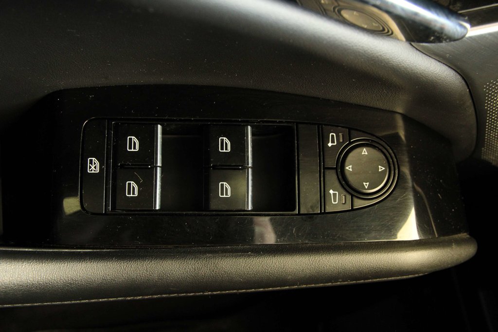  - 22 - px