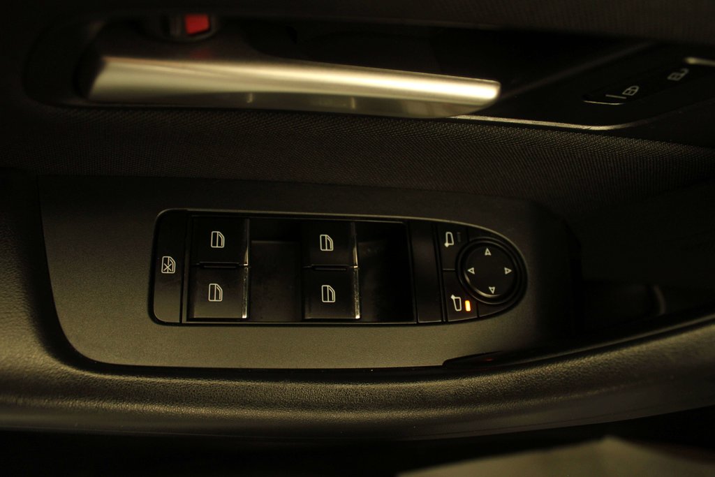  - 22 - px