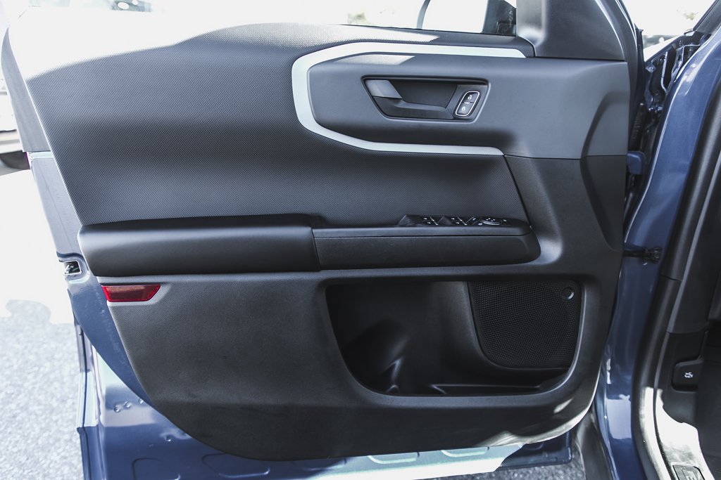 2023 Ford Bronco Sport Big Bend in Nanaimo, British Columbia - 12 - w1024h768px
