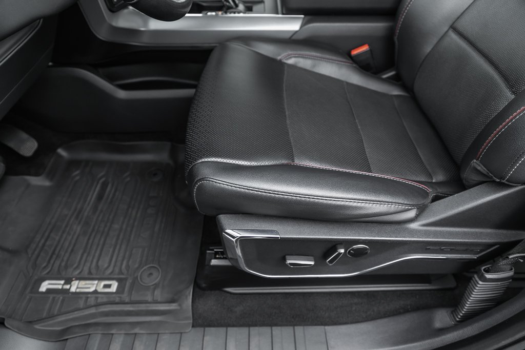 2022 Ford F-150 LARIAT in Nanaimo, British Columbia - 24 - w1024h768px