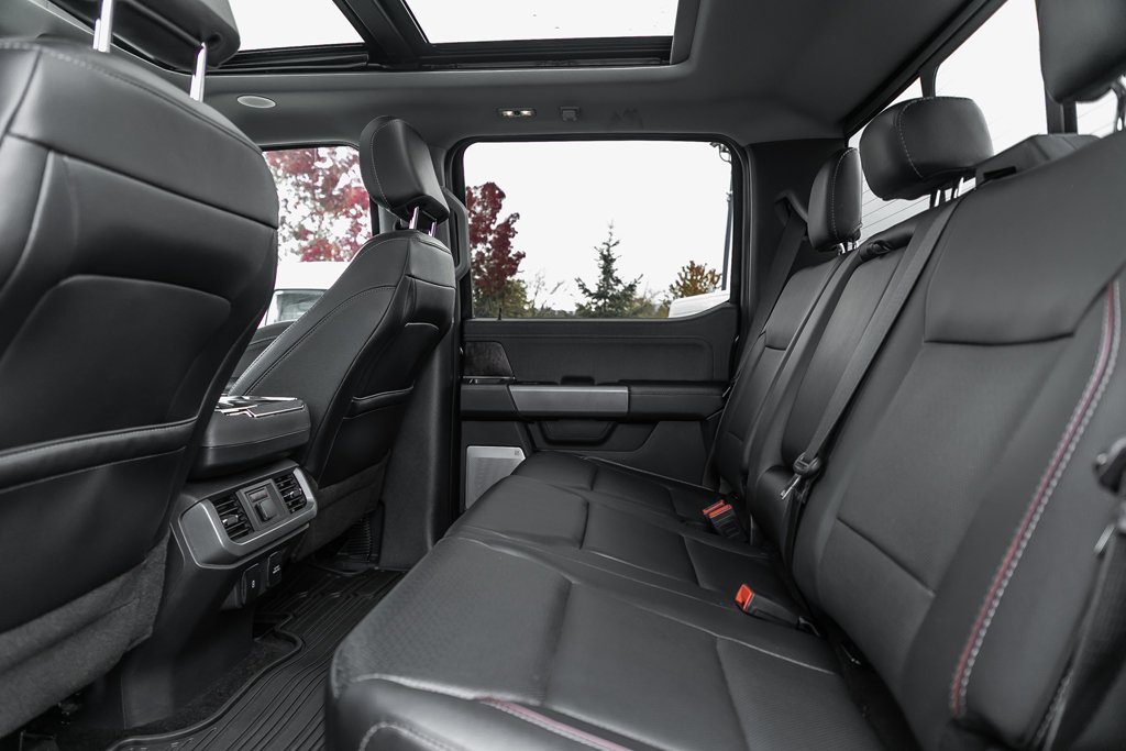 2022 Ford F-150 LARIAT in Nanaimo, British Columbia - 27 - w1024h768px