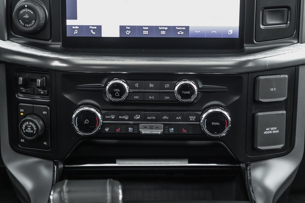2022 Ford F-150 LARIAT in Nanaimo, British Columbia - 32 - w1024h768px