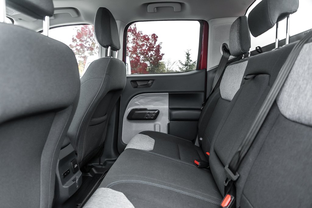 2025 Ford Maverick XLT in Nanaimo, British Columbia - 21 - w1024h768px