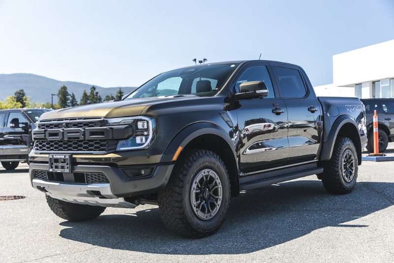 2024 Ford Ranger Raptor in Nanaimo, British Columbia - 4 - w1024h768px