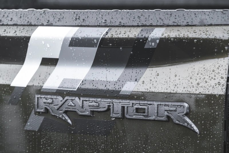 2025 Ford Ranger Raptor in Nanaimo, British Columbia - 16 - w1024h768px