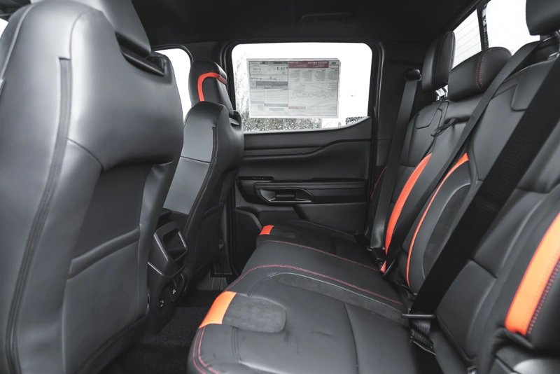 2025 Ford Ranger Raptor in Nanaimo, British Columbia - 32 - w1024h768px