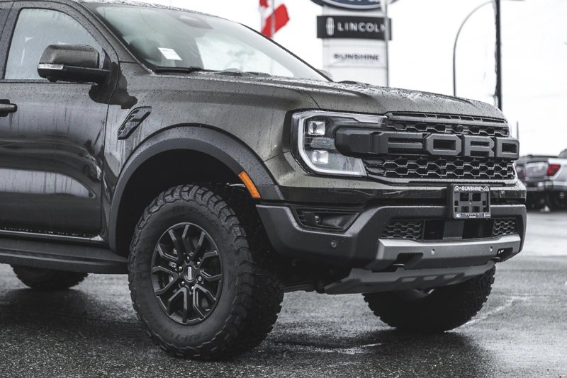 2025 Ford Ranger Raptor in Nanaimo, British Columbia - 4 - w1024h768px