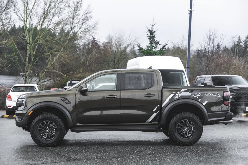 2025 Ford Ranger Raptor in Nanaimo, British Columbia - 10 - w1024h768px