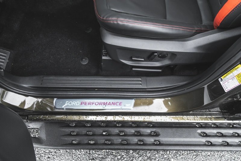 2025 Ford Ranger Raptor in Nanaimo, British Columbia - 26 - w1024h768px