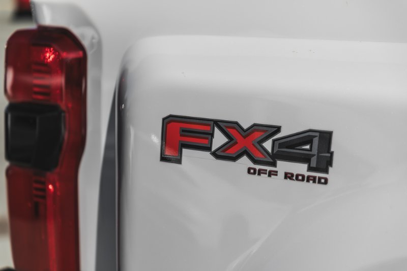 2025 Ford Super Duty F-450 DRW King Ranch in Nanaimo, British Columbia - 15 - w1024h768px