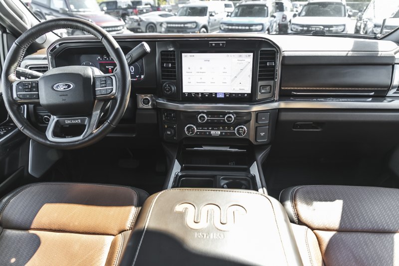 2025 Ford Super Duty F-450 DRW King Ranch in Nanaimo, British Columbia - 33 - w1024h768px