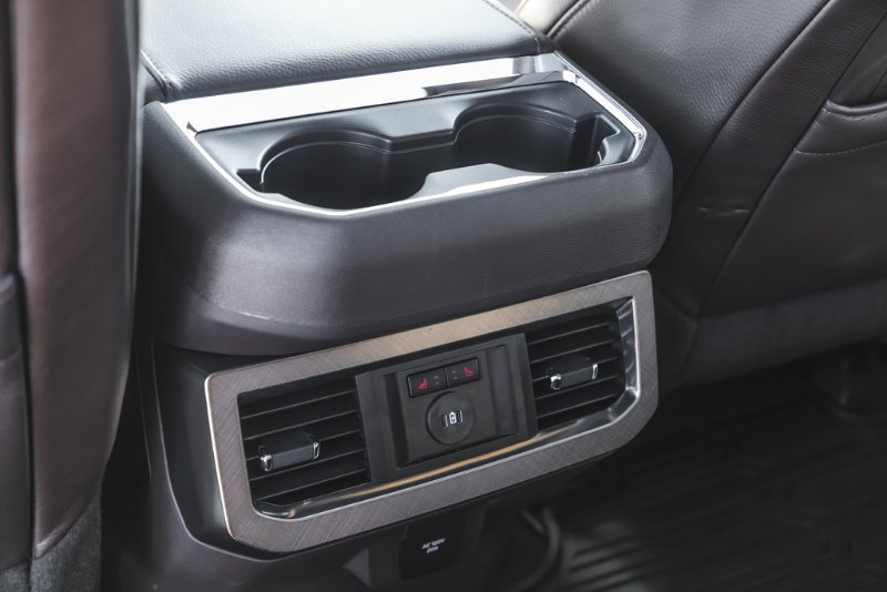 2025 Ford Super Duty F-450 DRW King Ranch in Nanaimo, British Columbia - 32 - w1024h768px