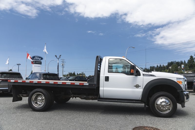 2012 Ford Super Duty F-550 DRW XLT in Nanaimo, British Columbia - 12 - w1024h768px