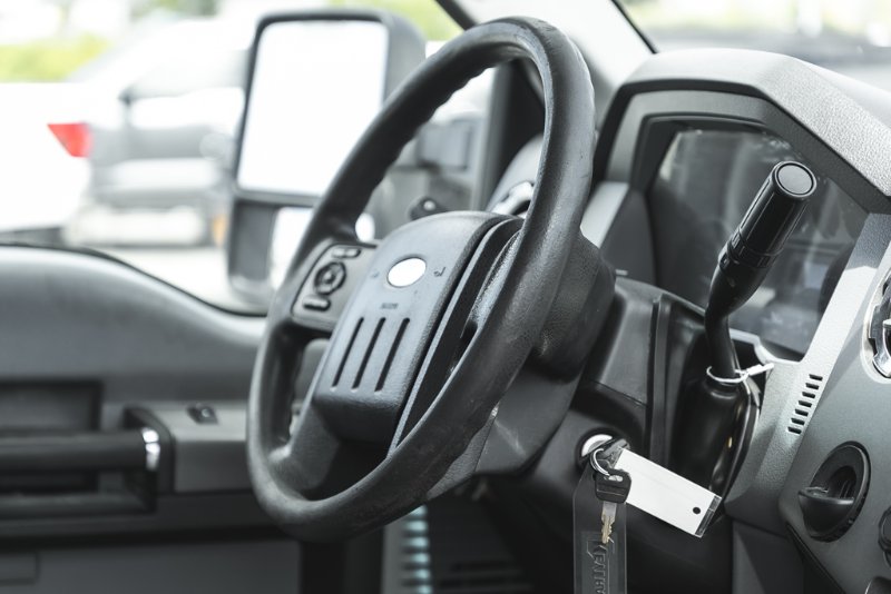 2012 Ford Super Duty F-550 DRW XLT in Nanaimo, British Columbia - 16 - w1024h768px