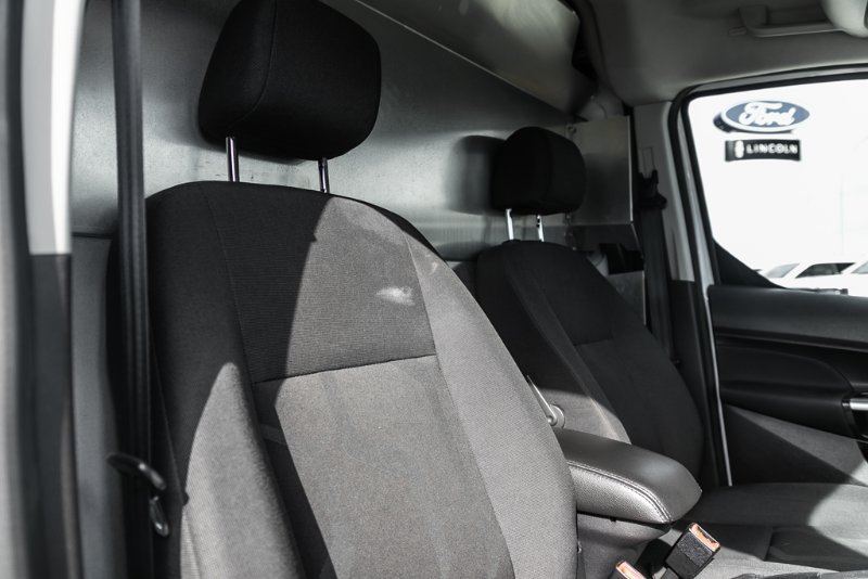 2018 Ford Transit Connect Van XLT in Nanaimo, British Columbia - 15 - w1024h768px