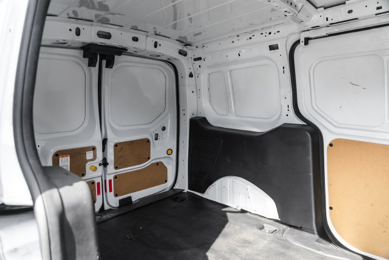 2018 Ford Transit Connect Van XLT in Nanaimo, British Columbia - 16 - w1024h768px