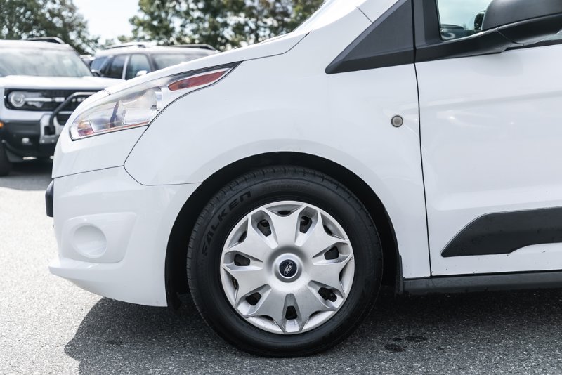 2018 Ford Transit Connect Van XLT in Nanaimo, British Columbia - 4 - w1024h768px