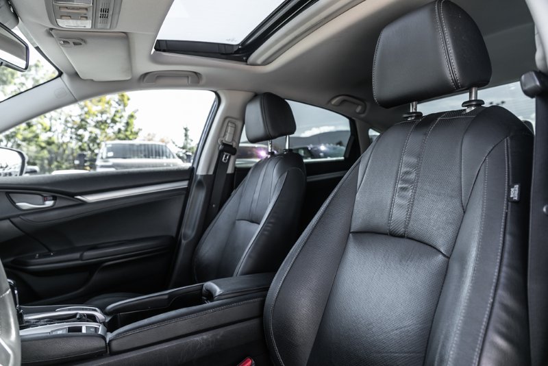 2016 Honda Civic Sedan Touring in Nanaimo, British Columbia - 20 - w1024h768px