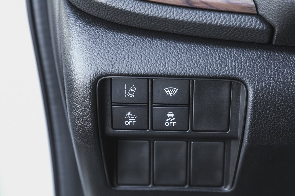 2018 Honda CR-V EX in Nanaimo, British Columbia - 24 - w1024h768px