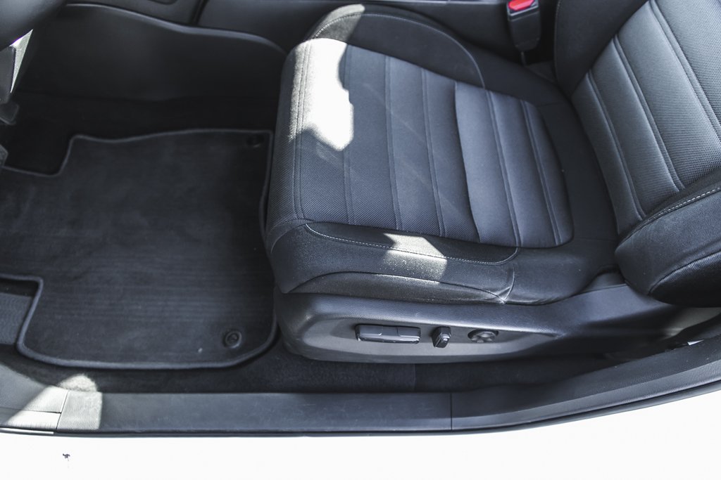 2018 Honda CR-V EX in Nanaimo, British Columbia - 16 - w1024h768px