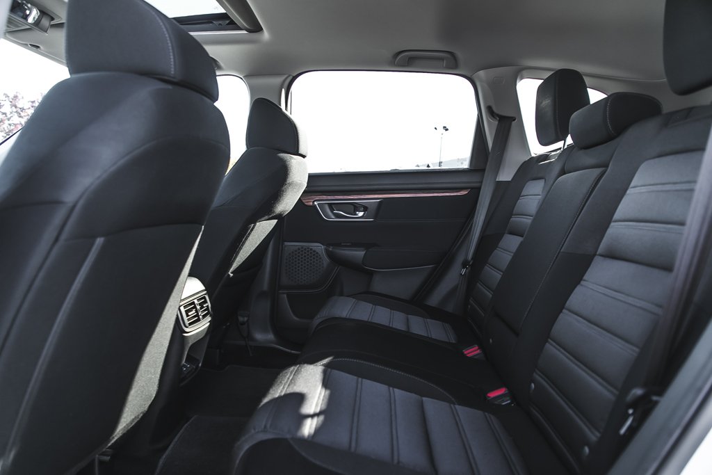 2018 Honda CR-V EX in Nanaimo, British Columbia - 18 - w1024h768px